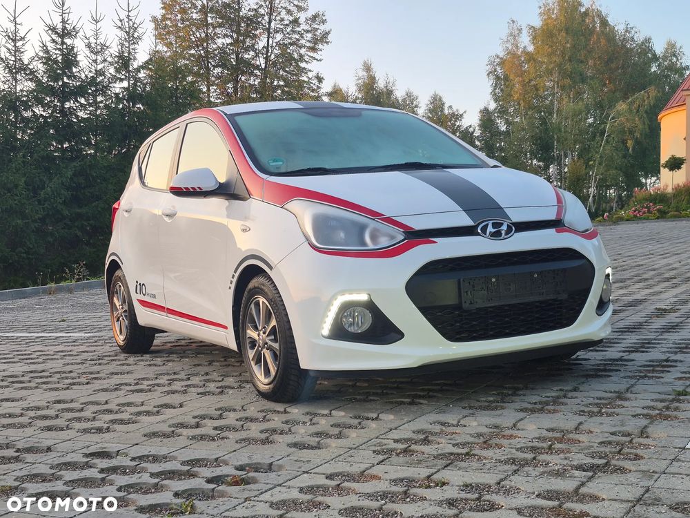 Hyundai i10 1.2 Fifa World Cup Edition - 1