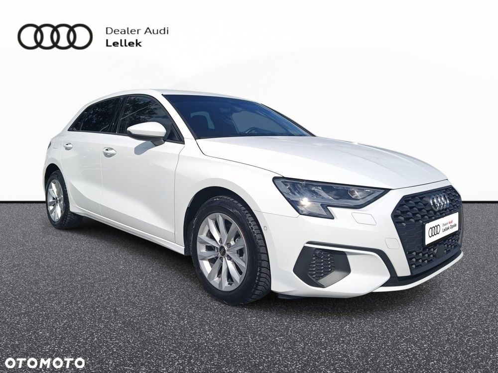 Audi A3 Sportback - 4