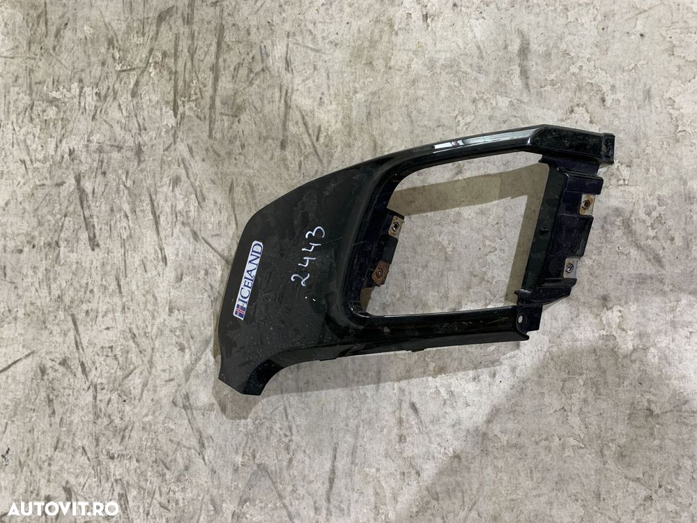 Grila dreapta bara spate Land Rover Evoque , cu evacuare patrata, 2011, 2012, 2013, 2014, 2015, cod origine OE BJ3M-17F879-D - 2