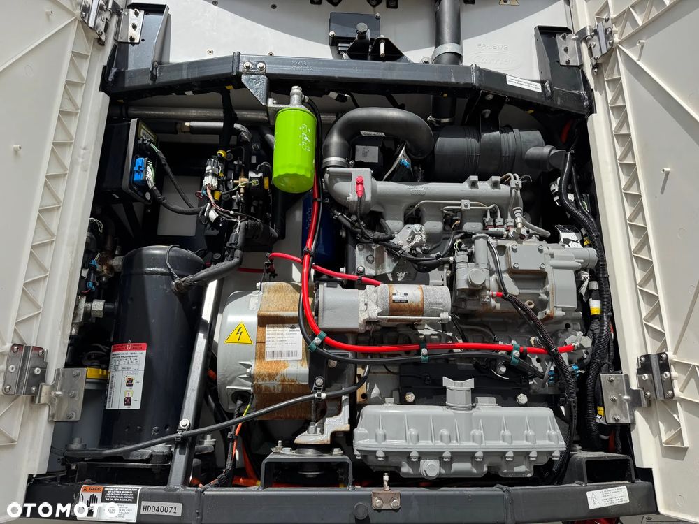 Krone Hakowa, Carrier Vector HE19, Nowe opony!! - 31