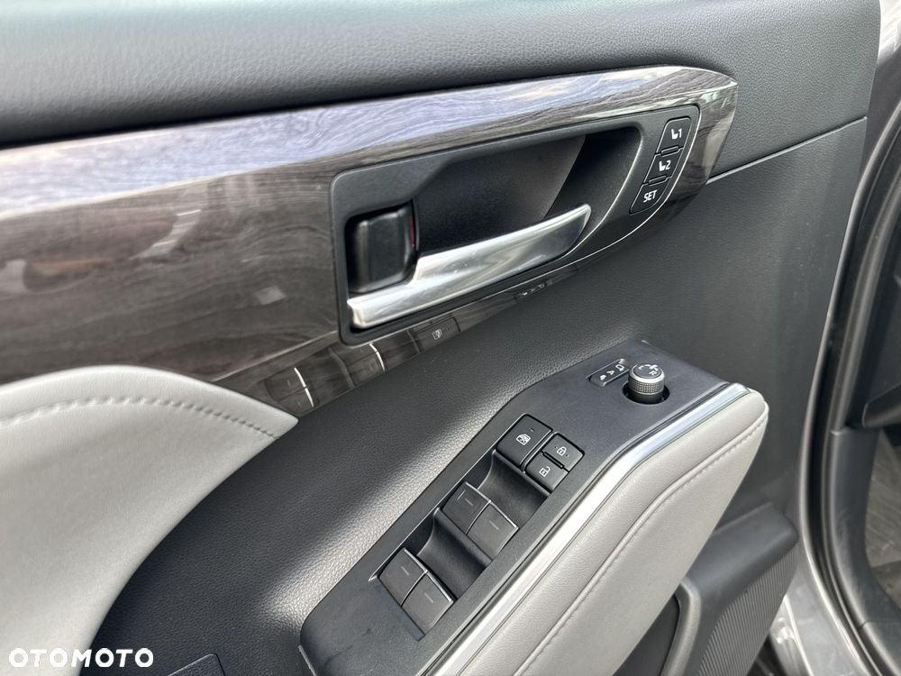 Toyota Highlander - 22