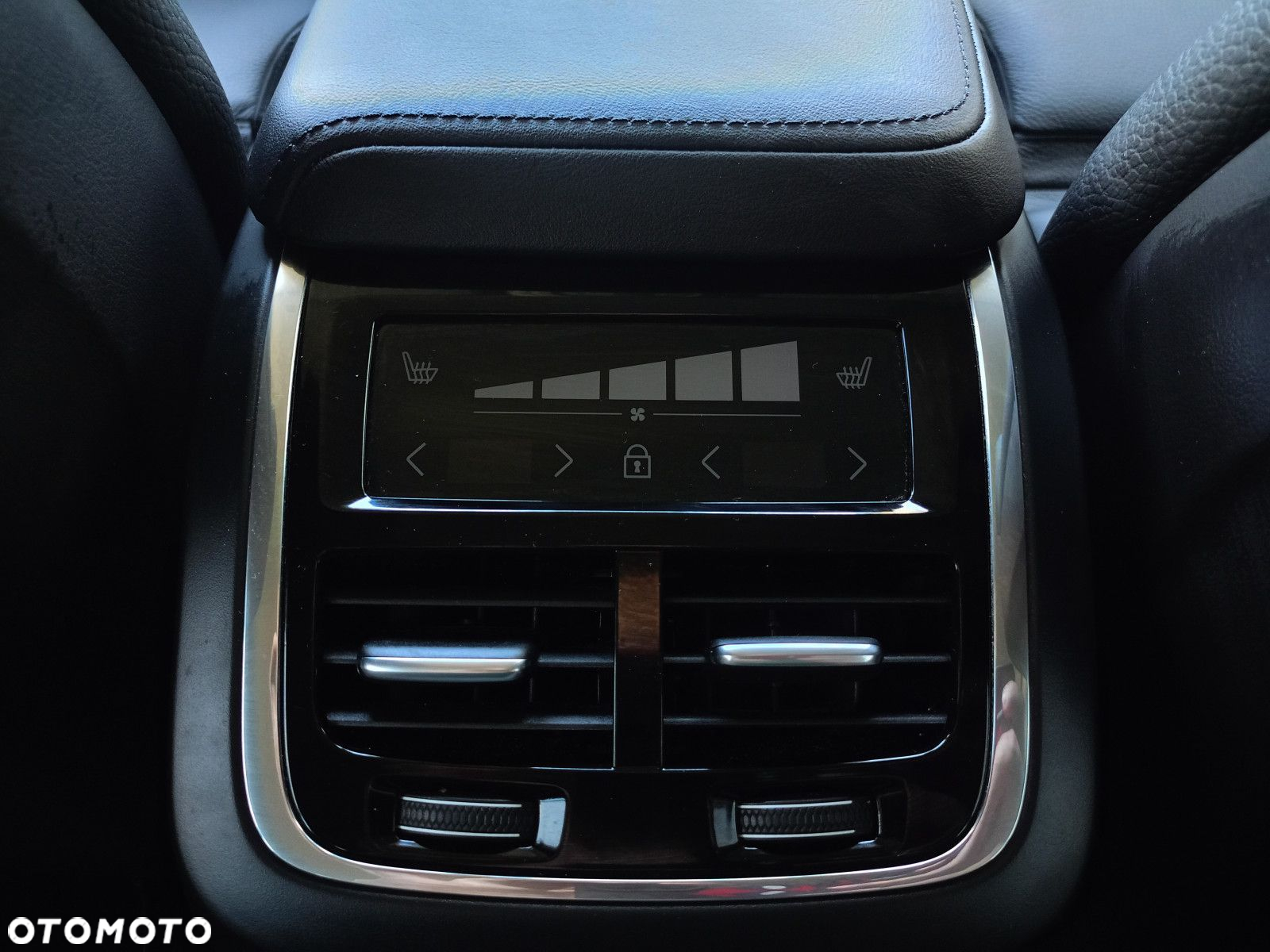 Volvo V60 - 24