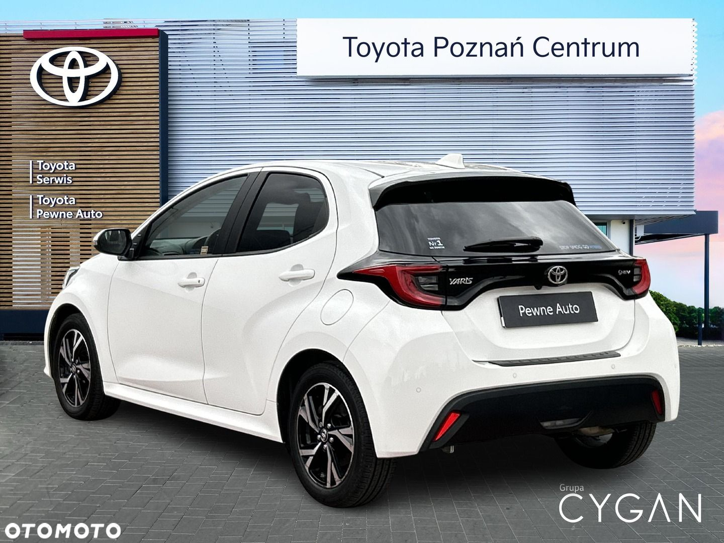 Toyota Yaris - 4