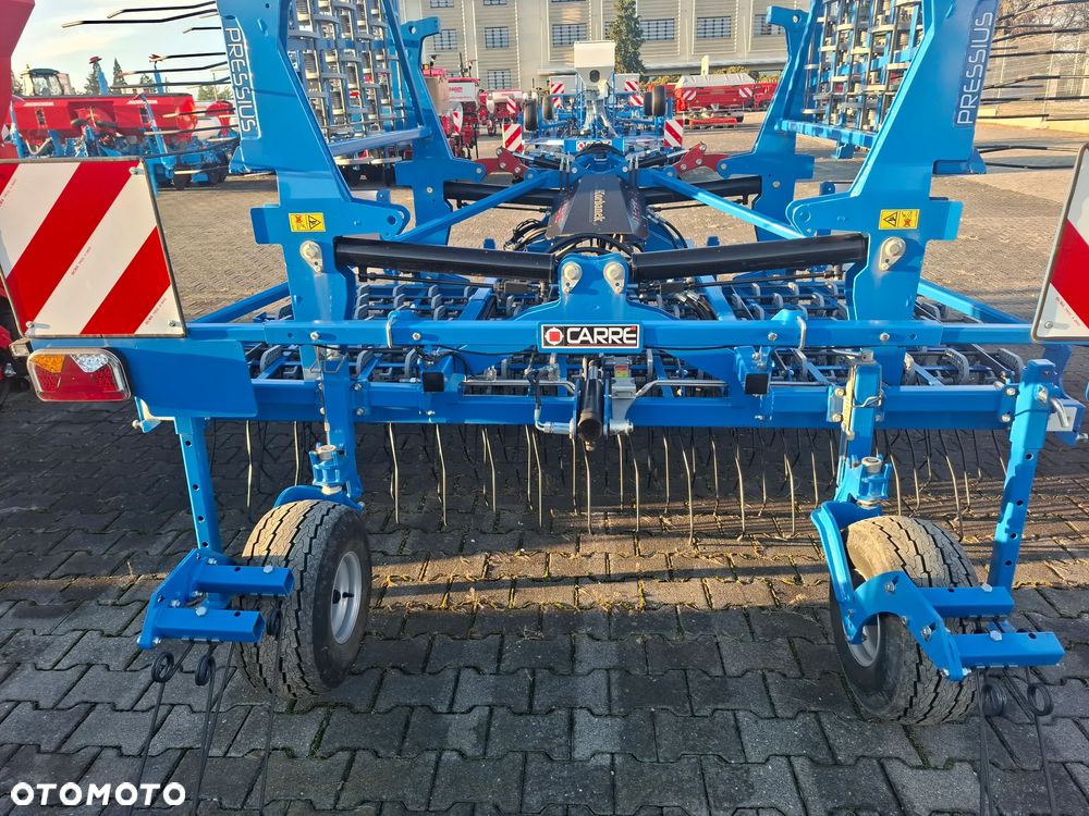 CARRE Pressius - 10