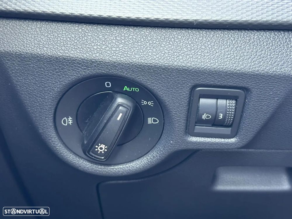 Skoda Kamiq 1.0 TSI DSG - 23