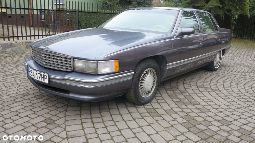 Cadillac Deville - 1