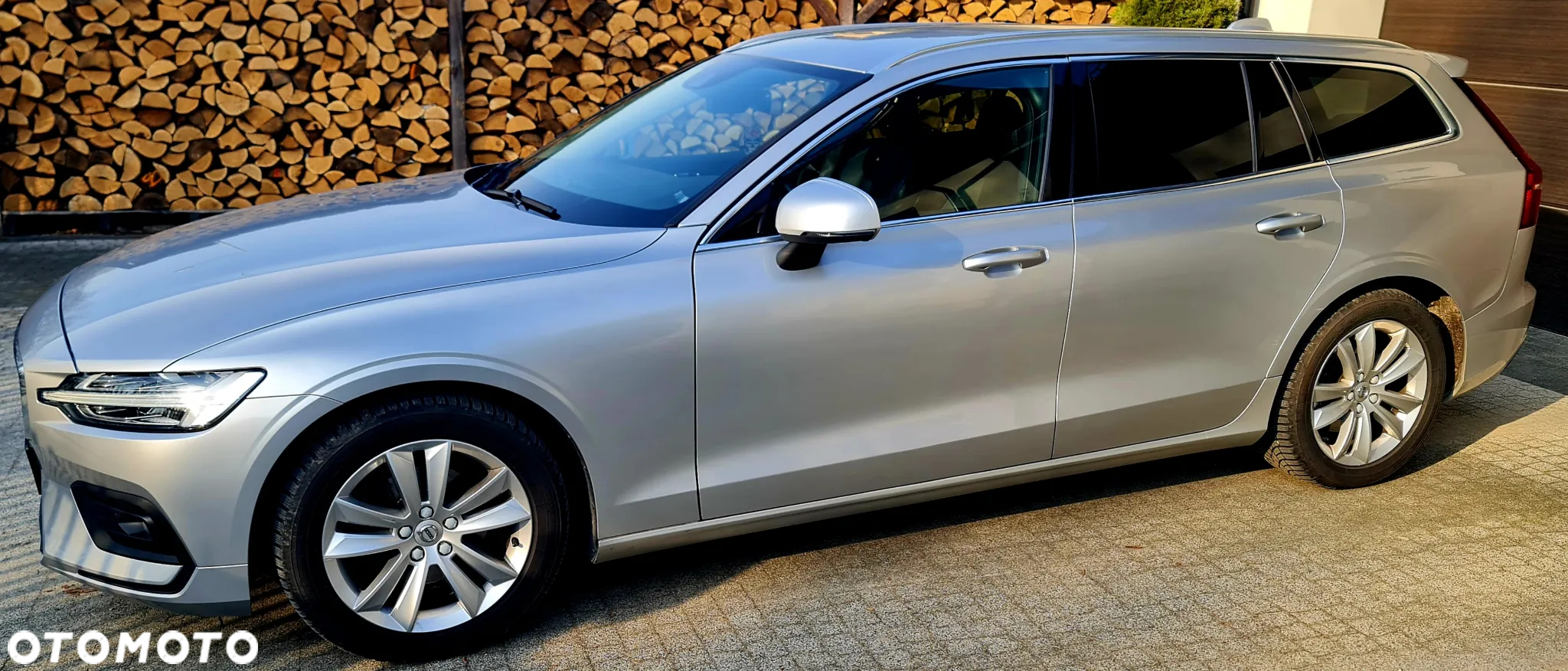 Volvo V60 D3 Momentum - 9