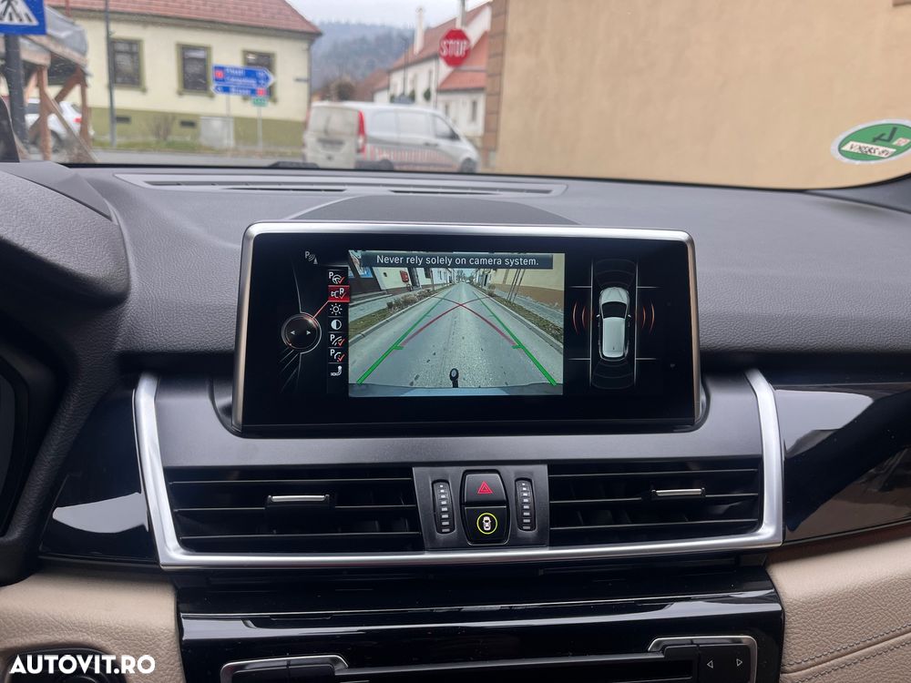 BMW Seria 2 218d Active Tourer Sport-Aut. M Sport - 11