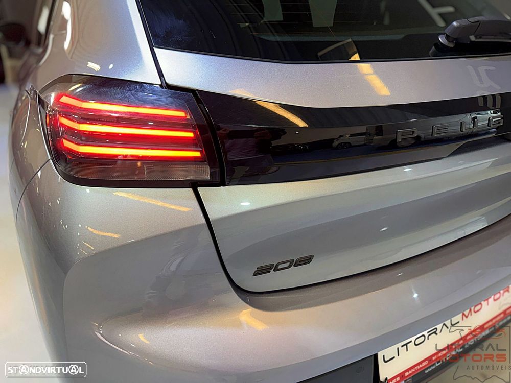 Peugeot 208 1.2 PureTech Like - 9