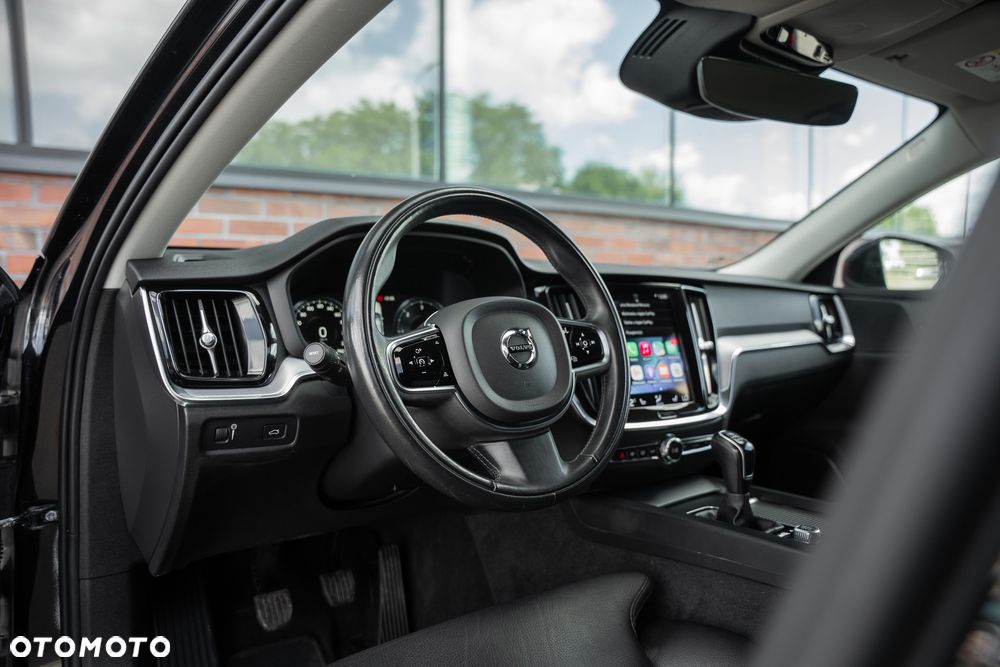 Volvo V60 D3 Momentum Core - 24