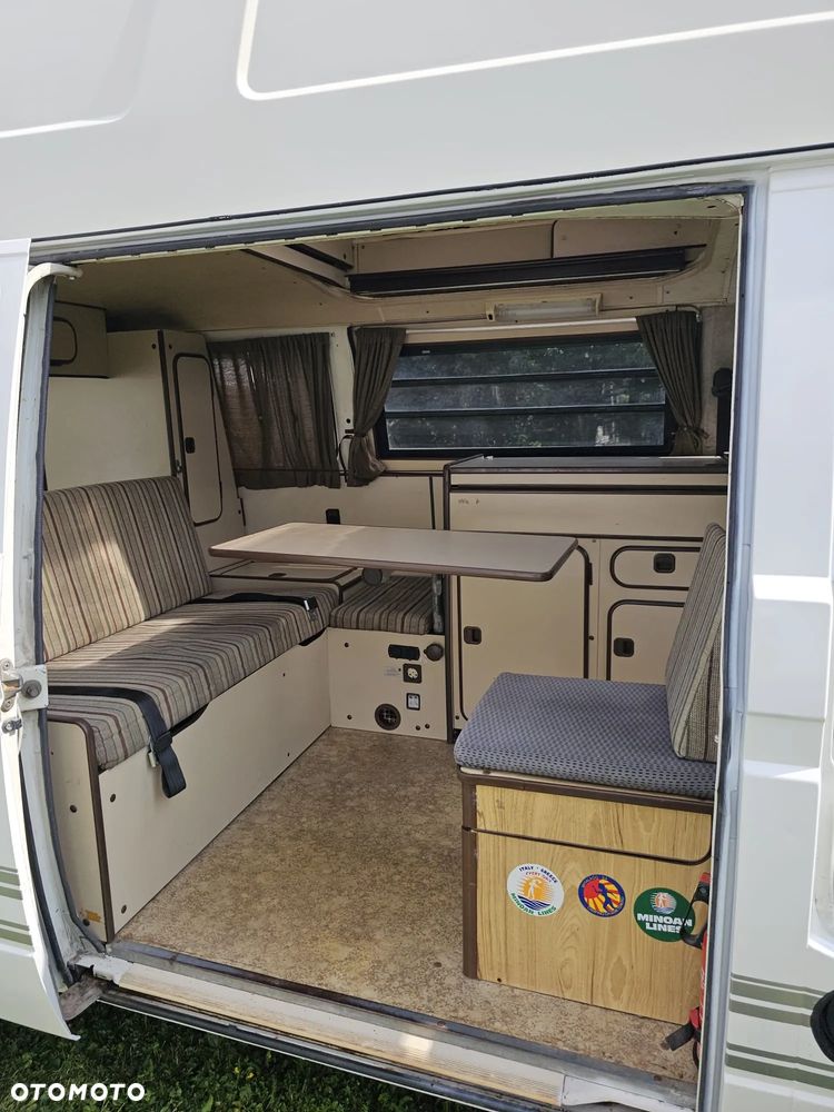 Volkswagen transporter westfalia - 7