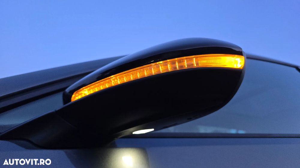 Volkswagen Golf Variant 1.6 TDI SCR IQ.DRIVE - 25
