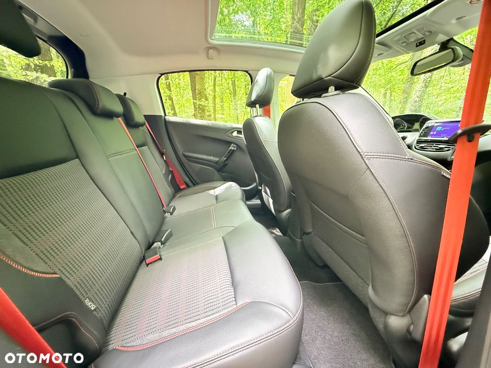 Peugeot 208 PureTech 110 Stop & Start Allure - 13