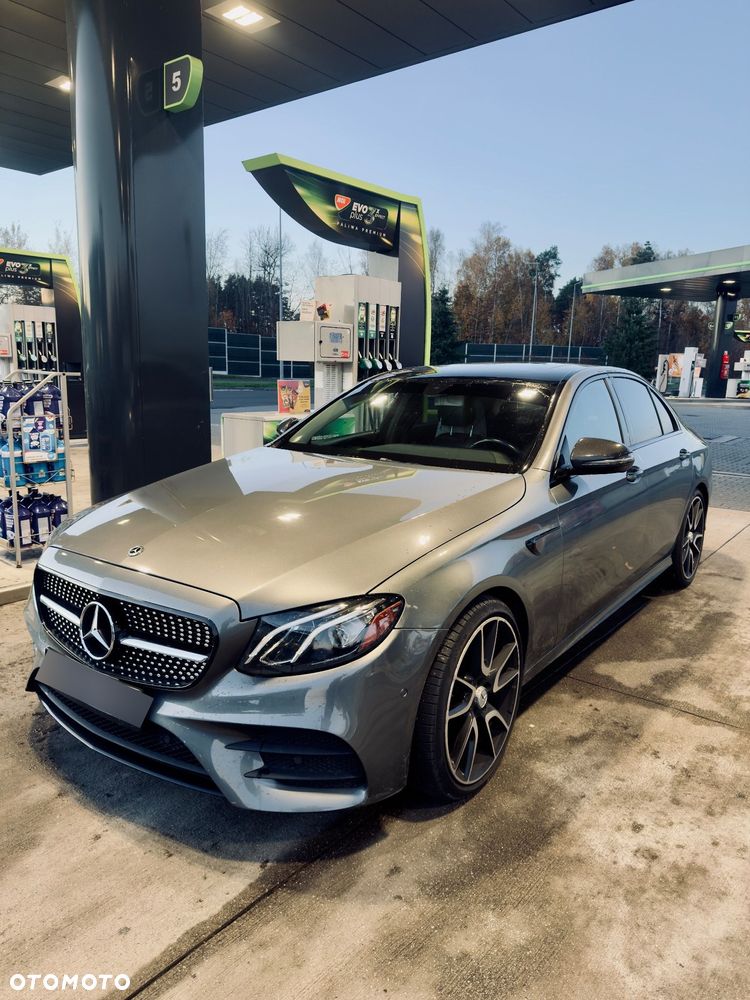 Mercedes-Benz Klasa E 300 9G-TRONIC - 10