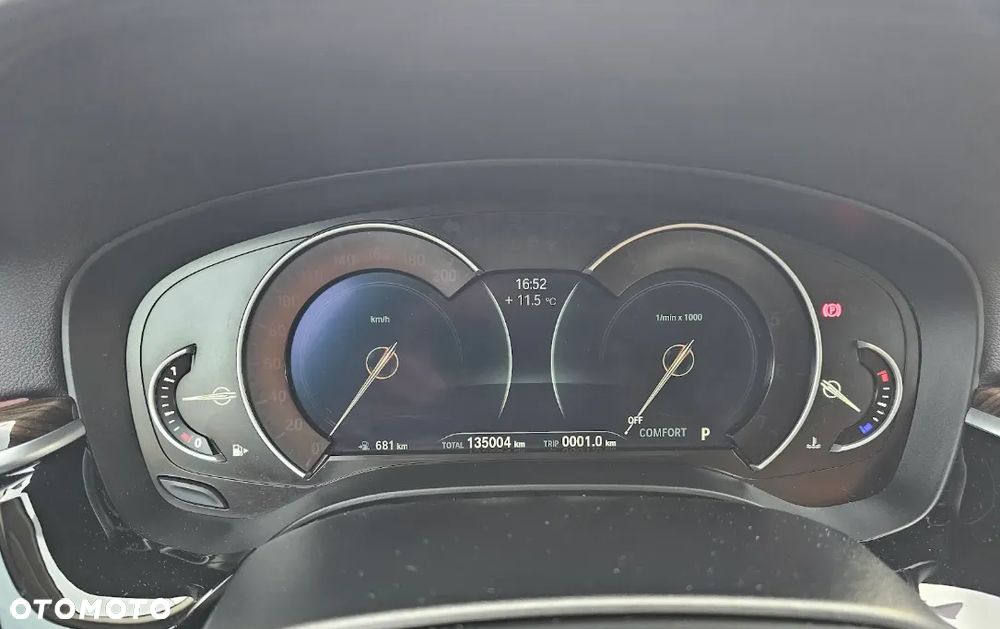 BMW Seria 5 530i Luxury Line - 9