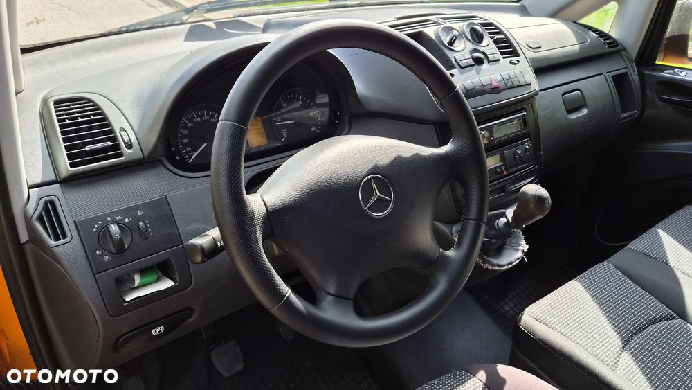 Mercedes-Benz VITO - 11