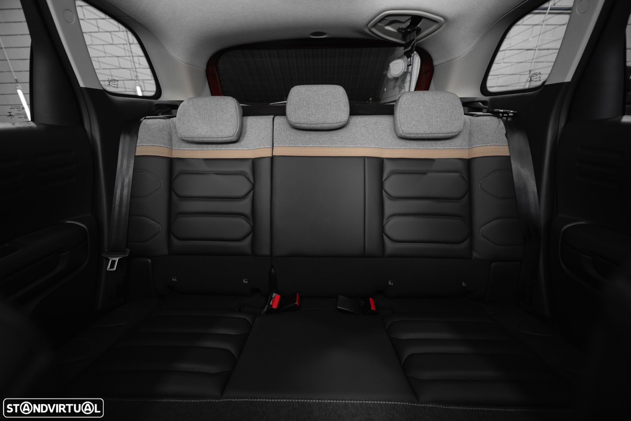 Citroën C3 Aircross 1.2 PureTech Shine - 6