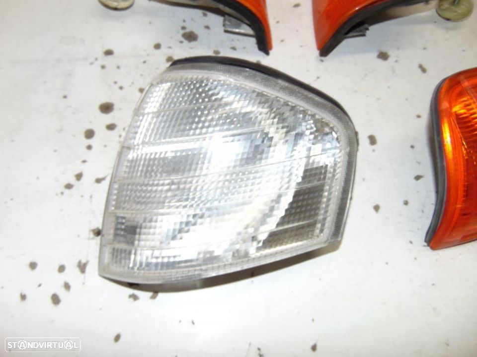 Mercedes antigos piscas - 3