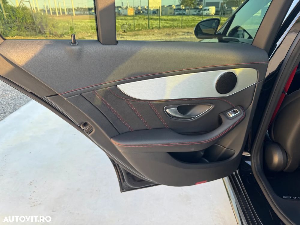 Mercedes-Benz C 43 AMG 4Matic 9G-TRONIC - 17
