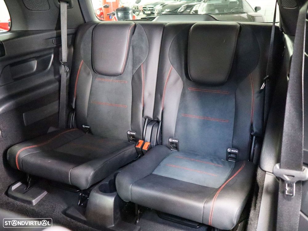 Mercedes-Benz GLB 180 d AMG Line - 10