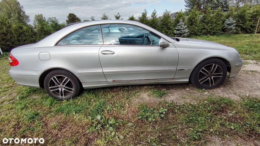 Mercedes-Benz CLK - 20