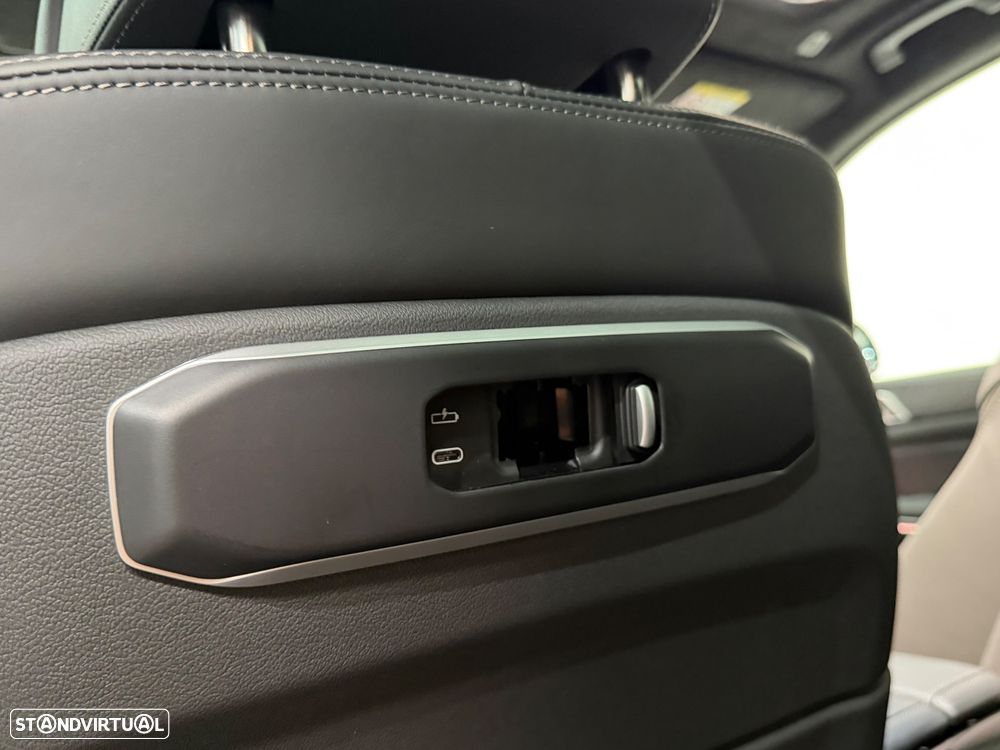 BMW X5 50 e xDrive Pack M Desportivo Pro - 39