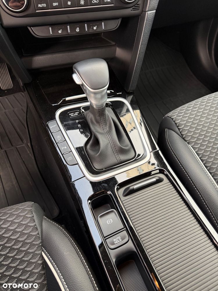 Kia Ceed 1.5 T-GDI L DCT - 11