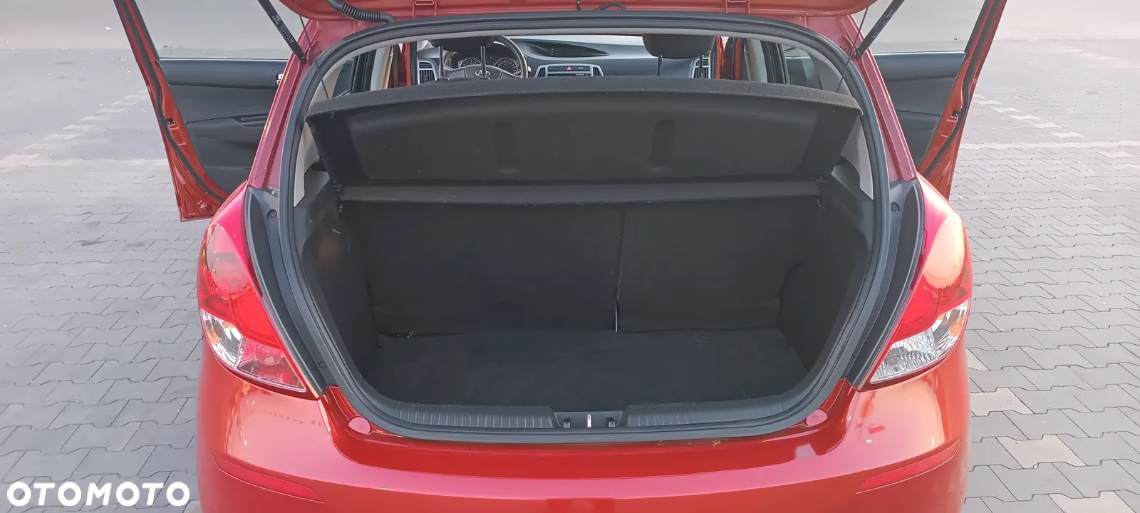 Hyundai i20 - 12