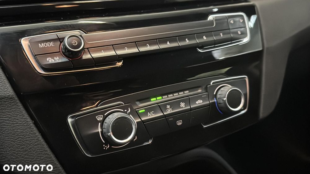 BMW X1 sDrive16d - 22