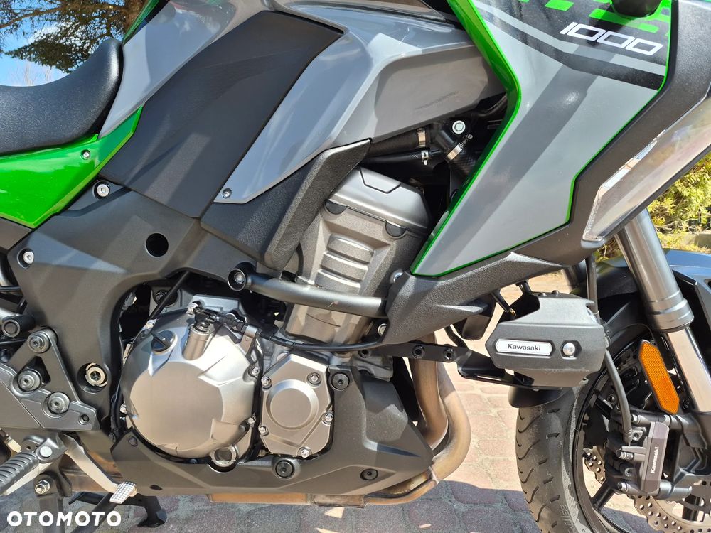 Kawasaki Versys 1000 - 18
