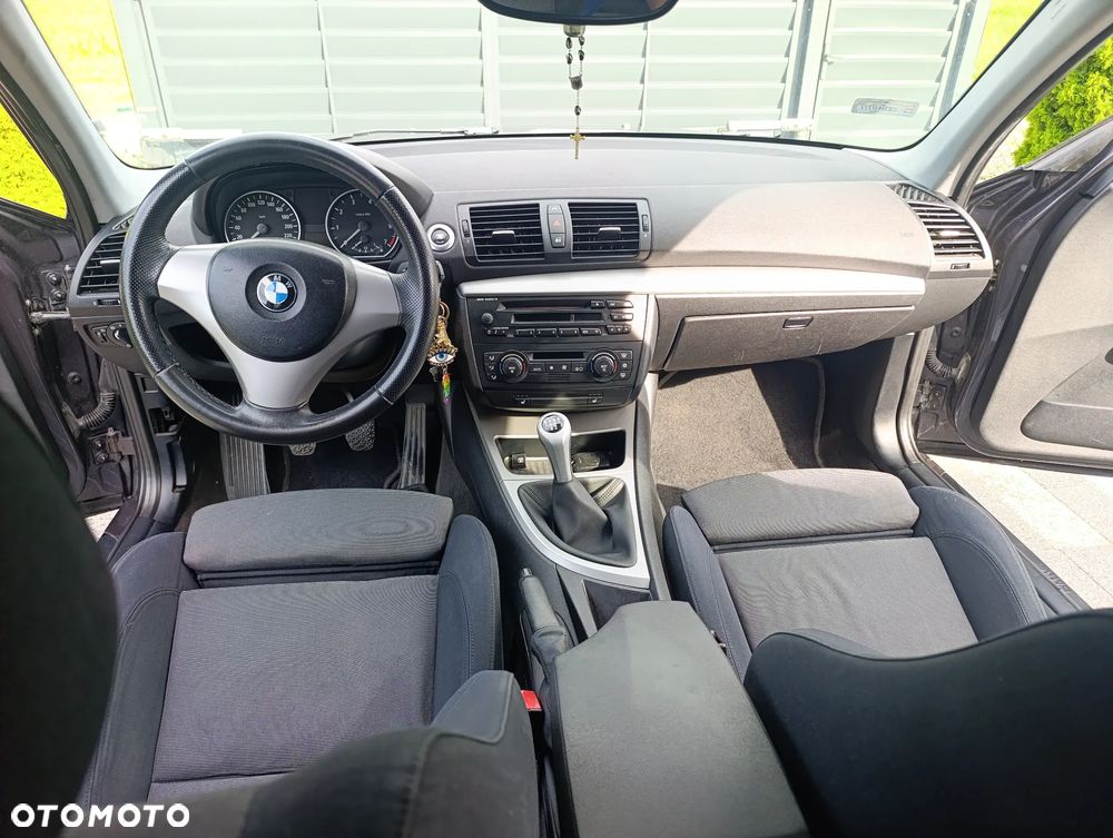 BMW Seria 1 - 10