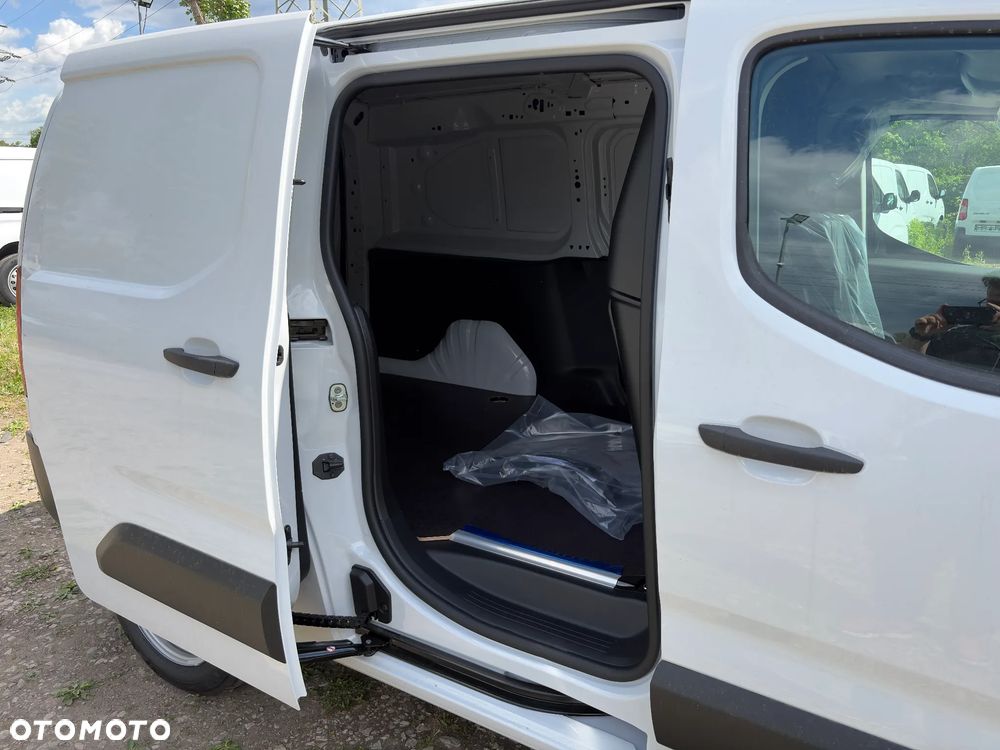 Fiat Doblo Van XL 100KM Seria 4 - 24