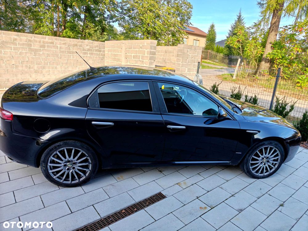 Alfa Romeo 159