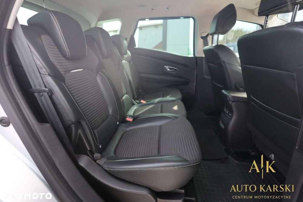 Renault Scenic - 32