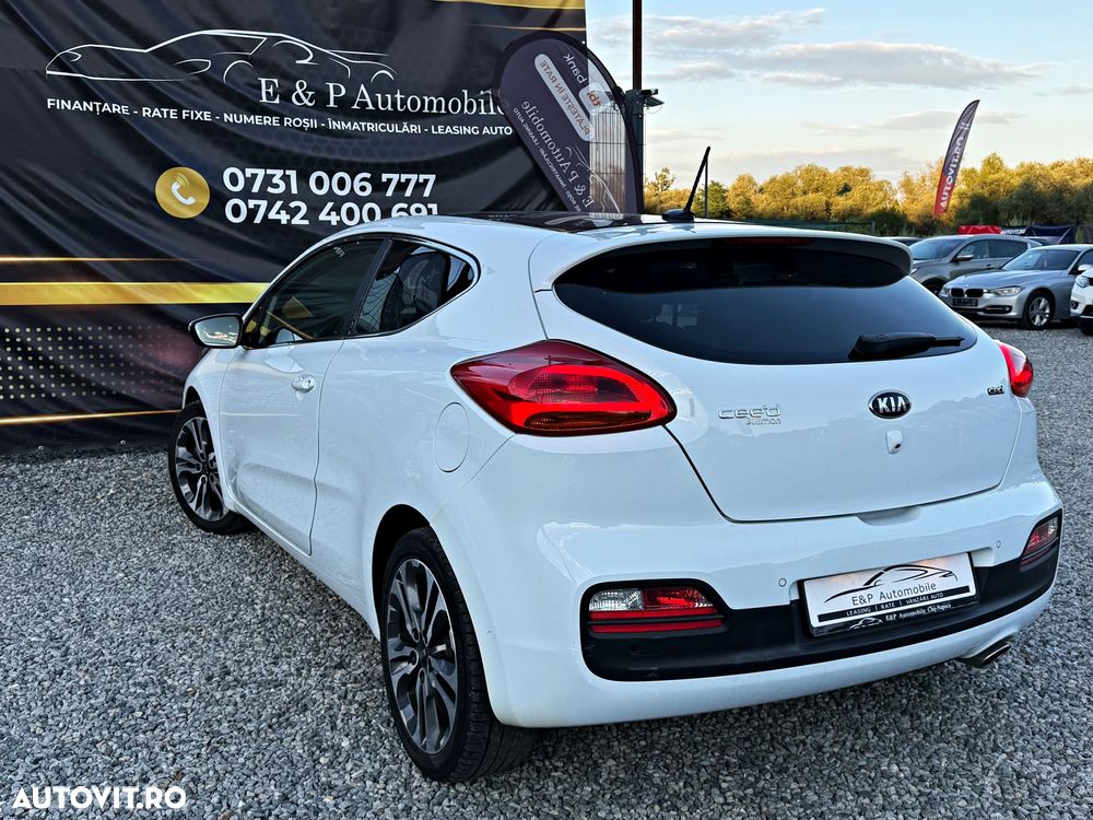 Kia Ceed 1.6 CRDi 128 ISG SW Dream-Team Edition - 13
