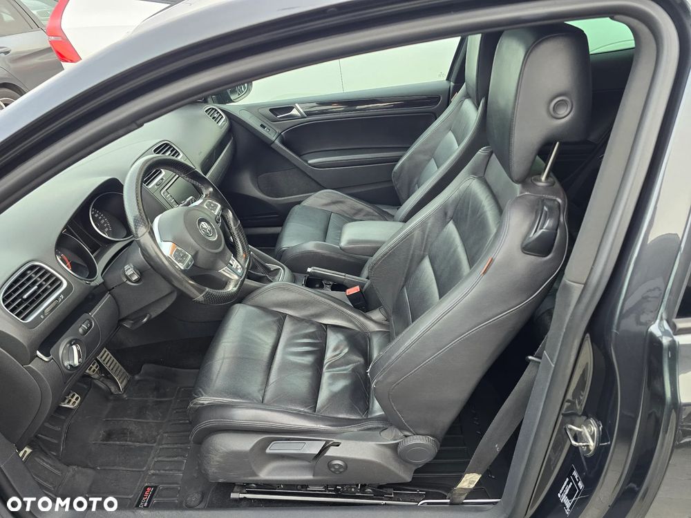 Volkswagen Golf 2.0 TDI GTD - 16