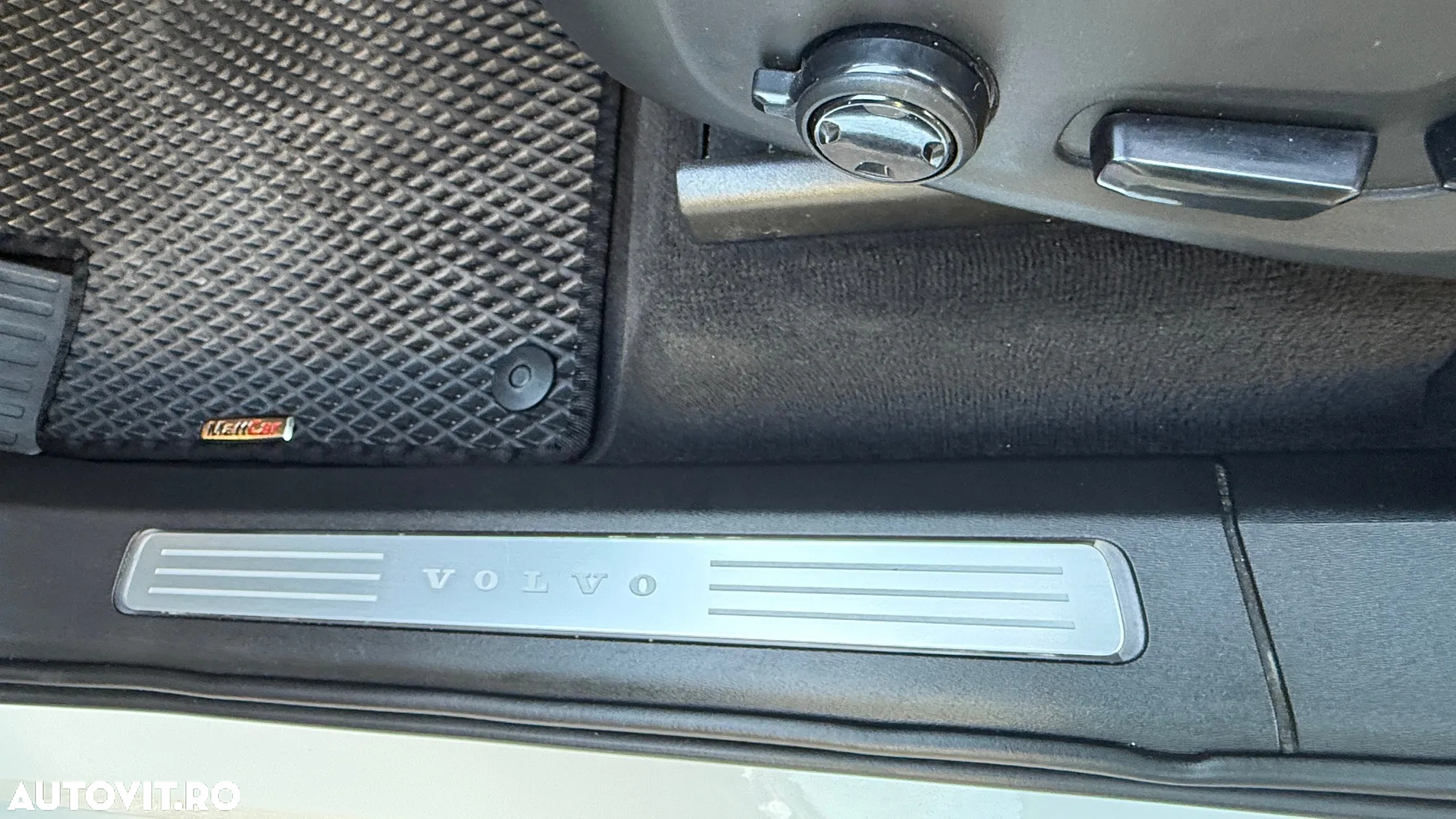 Volvo XC 90 T8 eAWD R-Design - 9
