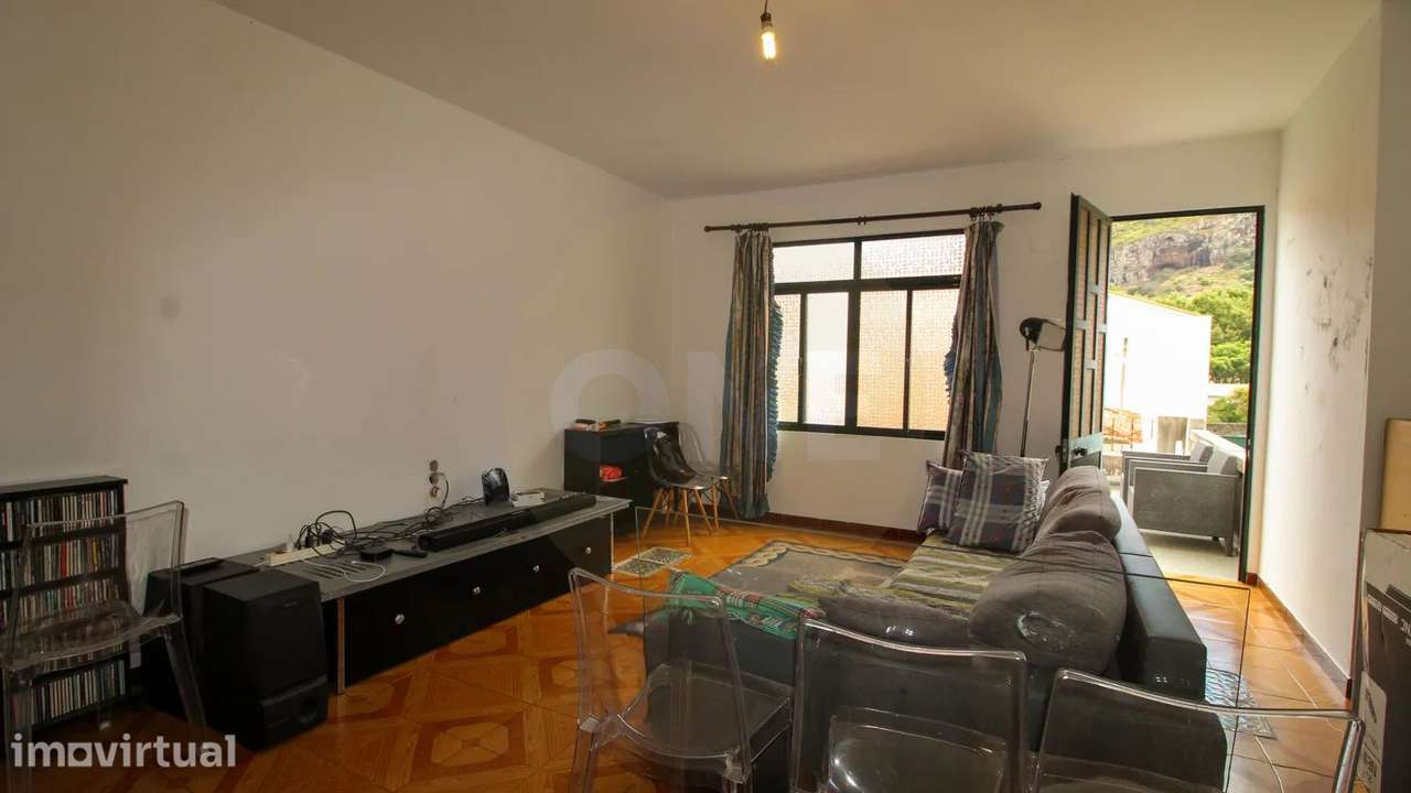 Prédio para Comércio e Habitação no Centro de Machico - Grande imagem: 3/26