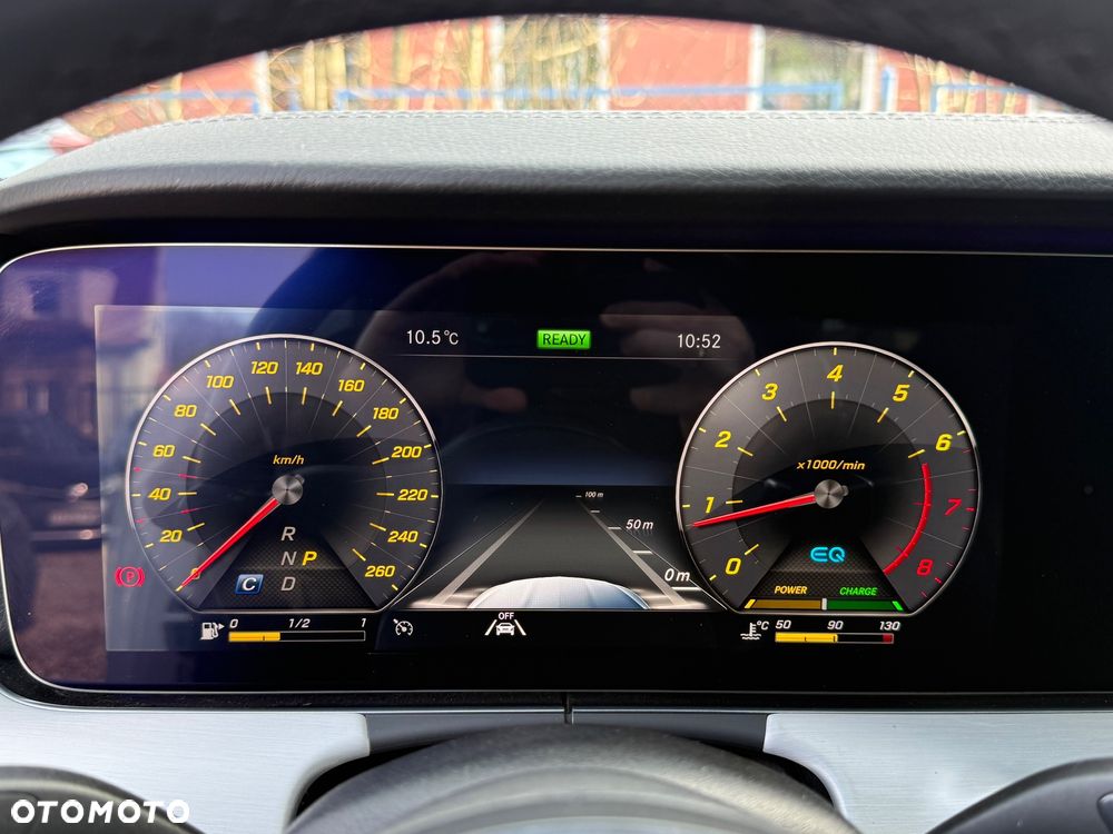 Mercedes-Benz Klasa E 200 4-Matic AMG - 24