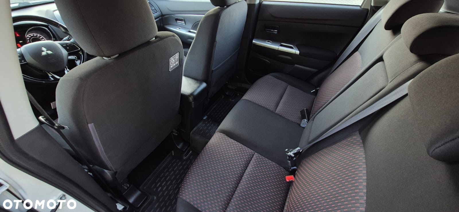 Mitsubishi ASX - 33