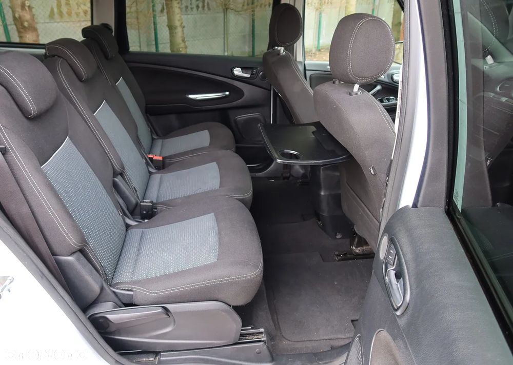 Ford Galaxy 2.0 TDCi Titanium - 16