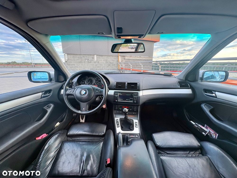 BMW Seria 3 330xi - 12