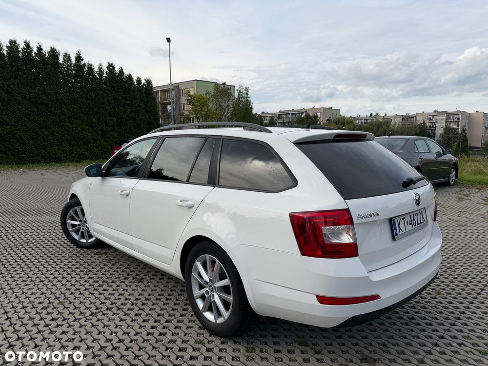 Skoda Octavia 1.6 TDI Ambition - 5