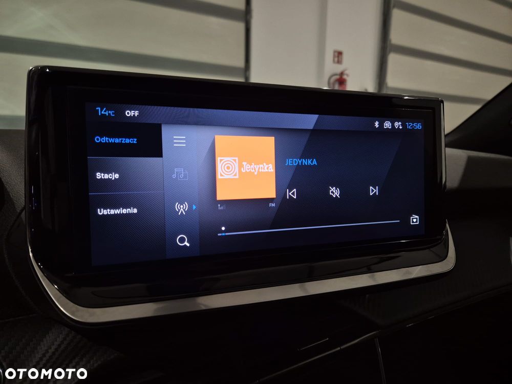 Peugeot 2008 PureTech 100 Allure S&S BVM6 - 9