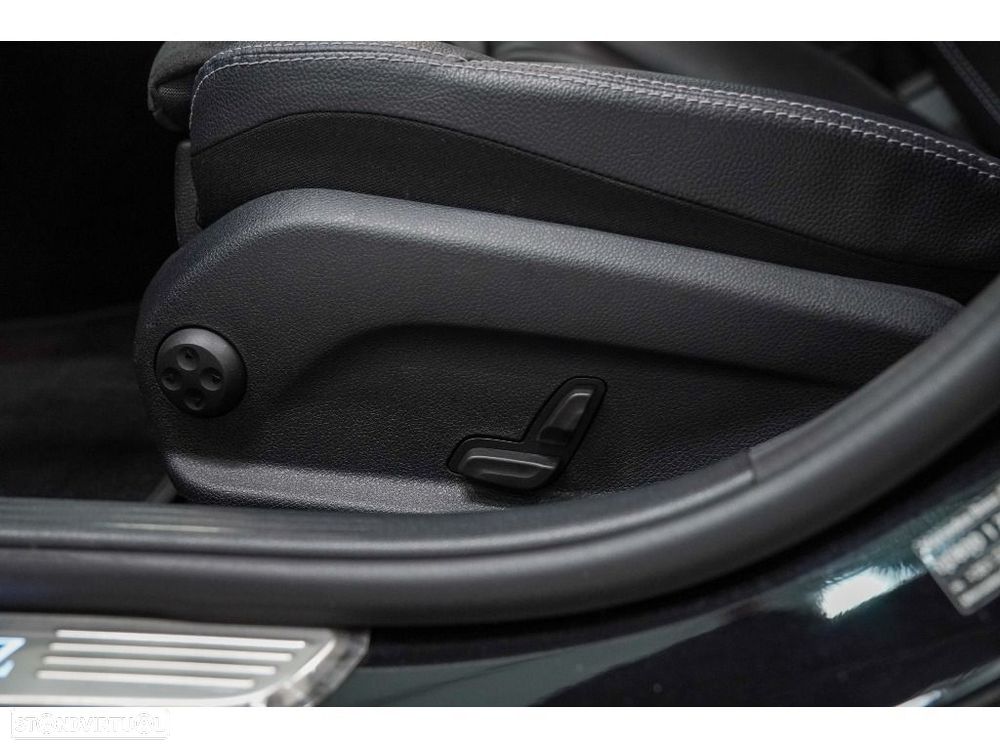 Mercedes-Benz C 300 - 21