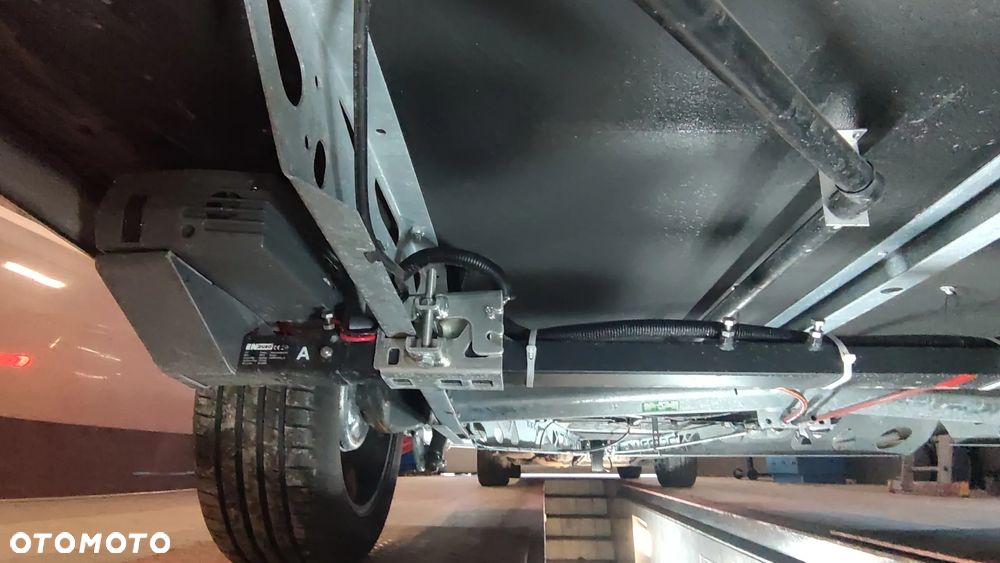 KNAUS YASEO 340 PX - 36