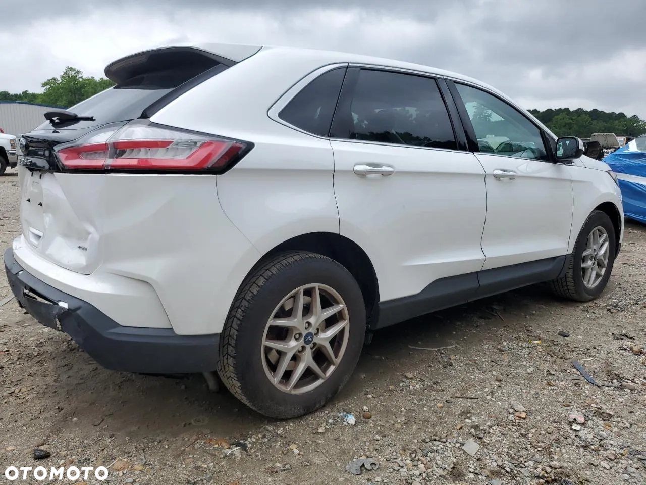 Ford Edge - 5
