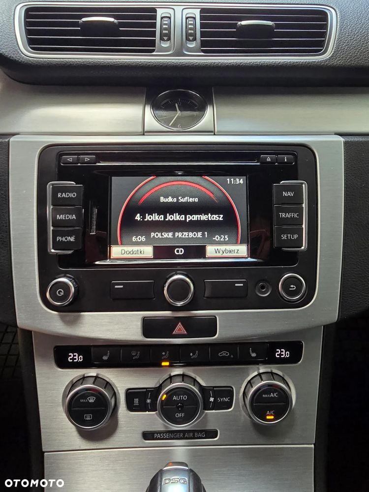 Volkswagen Passat 2.0 TDI Highline DSG - 27