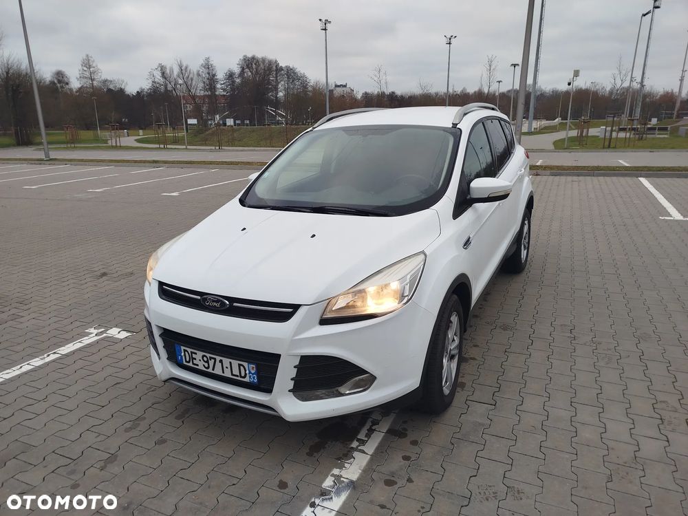 Ford Kuga - 2