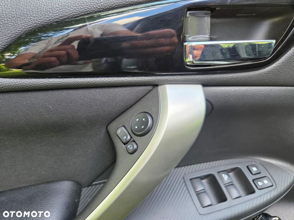 Mitsubishi Eclipse Cross 1.5 T GPF Instyle CVT 4WD - 21